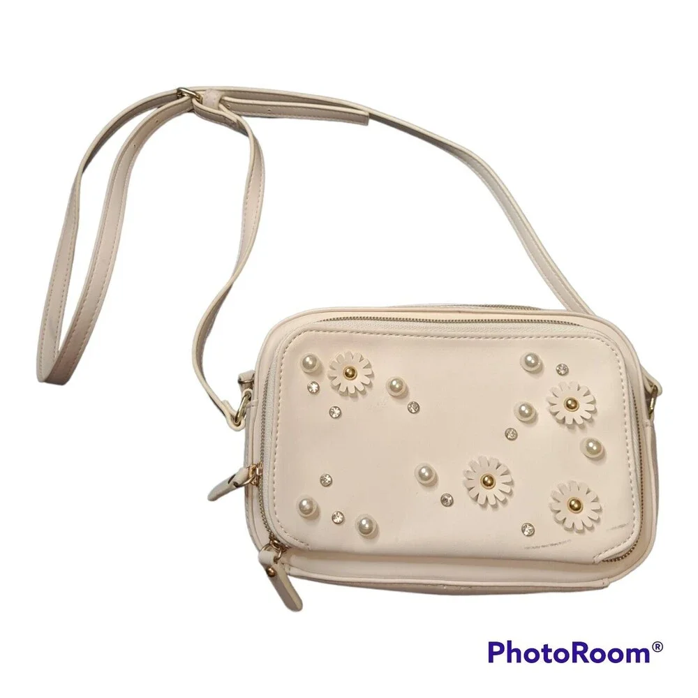 Studio 33 Crossbody Camera Bag with Floral Embellishment WHITE RTL$50